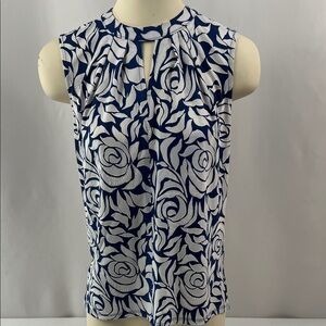 NWOT JM Studio Navy and White Abstract Floral Career Sleeveless Shirt Size Small